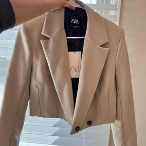 NWT* ZARA Cropped Nude Blazer